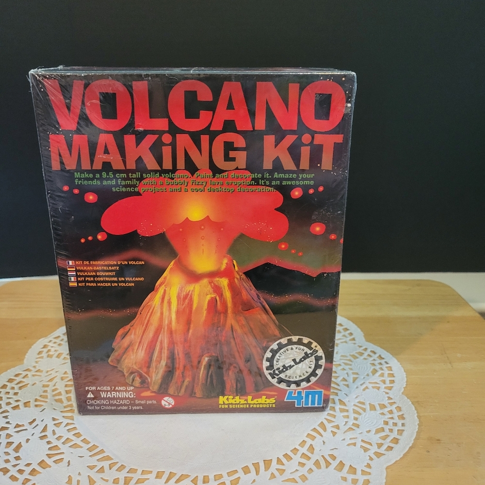 Volcano Making Kit NIB Factory Sealed Ages 7+